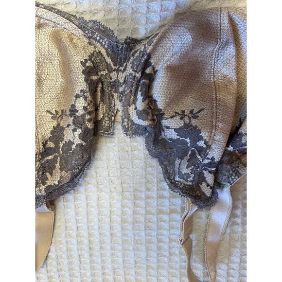 Wacoal Sheer Floral Lace Affair Underwire Champagne & Gray Bra 38DD 851256 - Picture 4 of 12